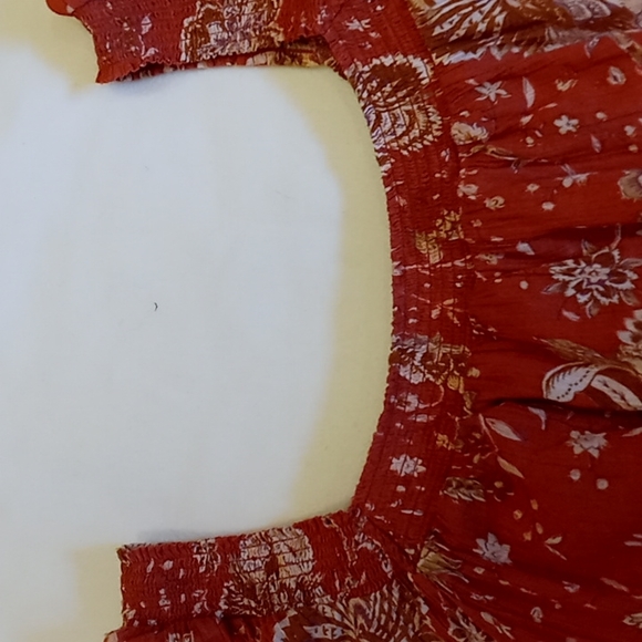 Top - Picture 3 of 4